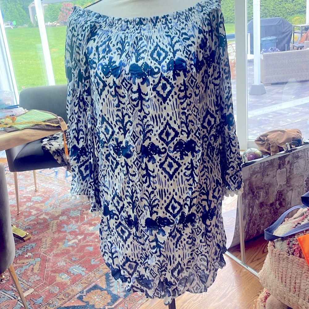 Lily Pulitzer off shoulder Summer Dress 60’s Vibes. Like New. Size L